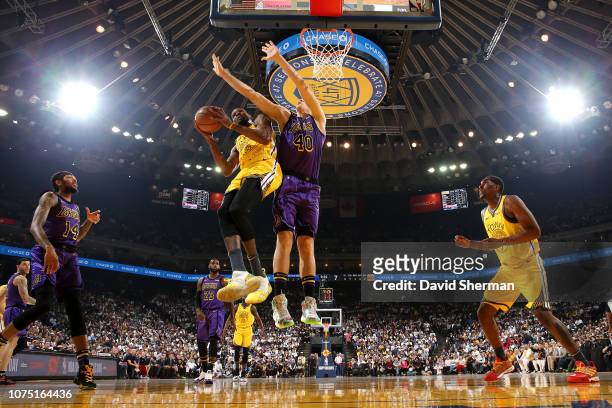 Kevin Durant of the Golden State Warriors shoots the ball against the Los Angeles Lakers on December 25, 2018 at ORACLE Arena in Oakland, California....