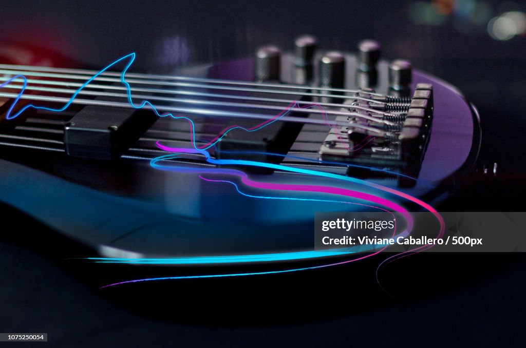 Electric guitar