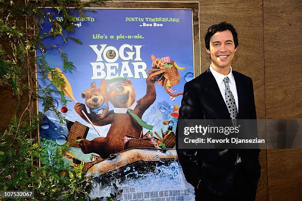 Actor Tom Cavanagh attends the premiere of Warner Bros. "Yogi Bear 3-D" at the Mann Village Theatre on December 11, 2010 in Westwood, California.