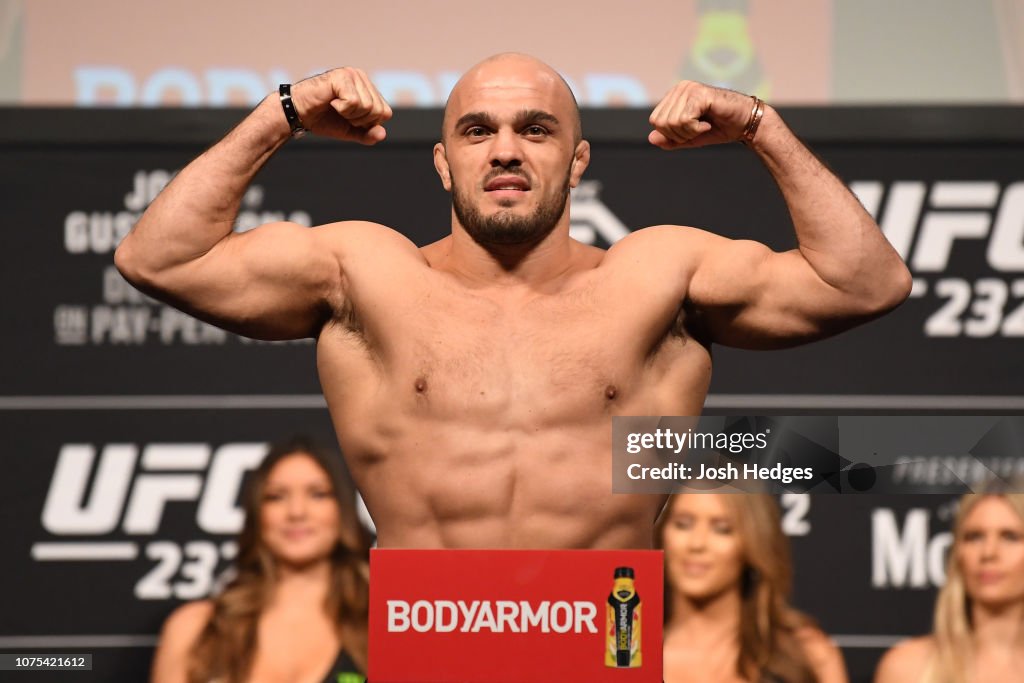 UFC 232 Weigh-ins