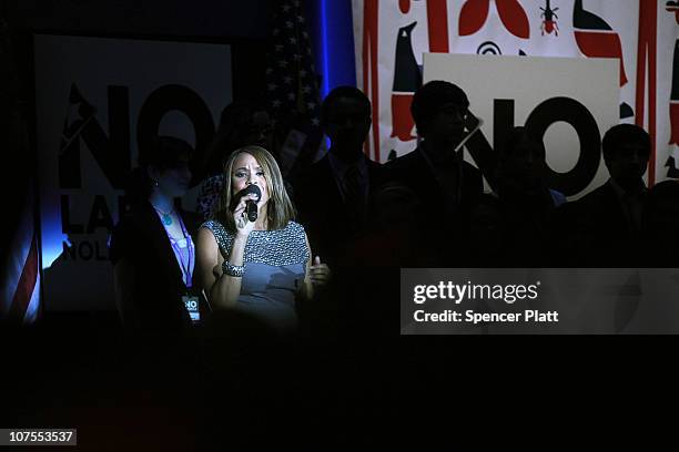 Performer Deborah Cox sings the National Anthem at the launch of the unaffiliated political organization known as No Labels December 13, 2010 at...