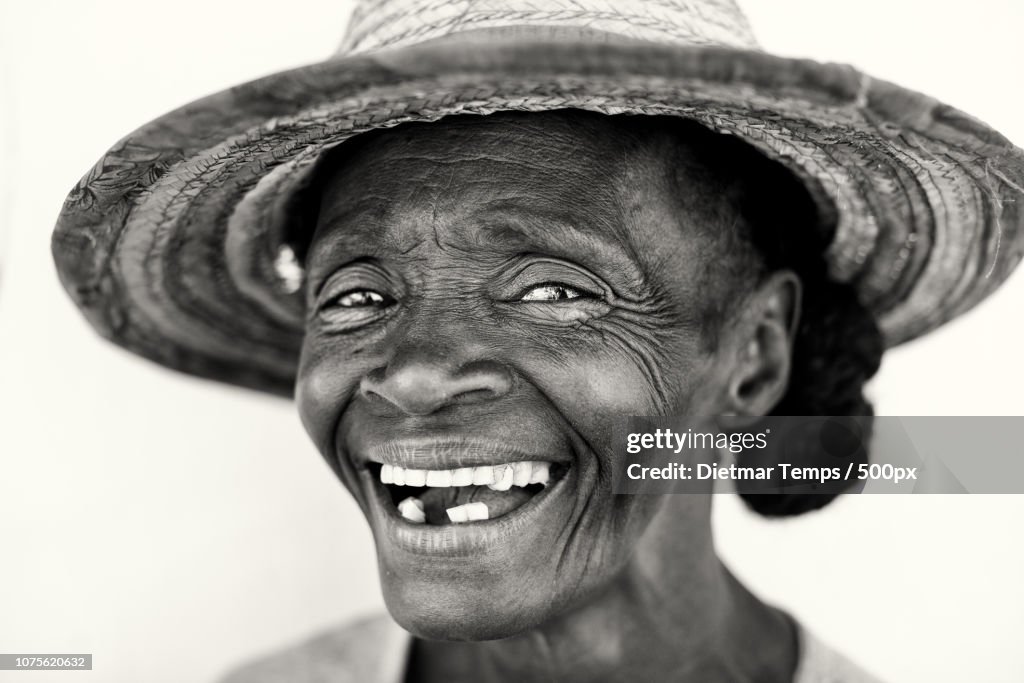 Madagascar, old lady