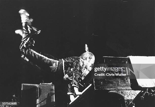 Elton John 1974Christmas Show Hammersmith