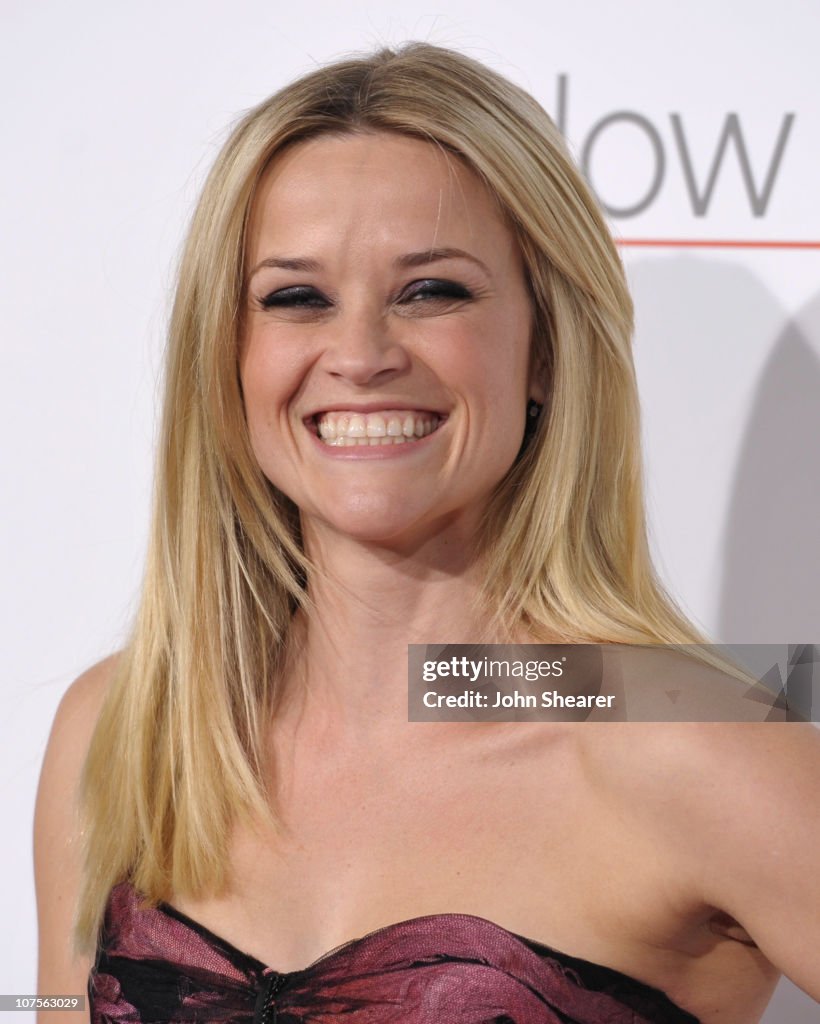 "How Do You Know" Los Angeles Premiere - Arrivals