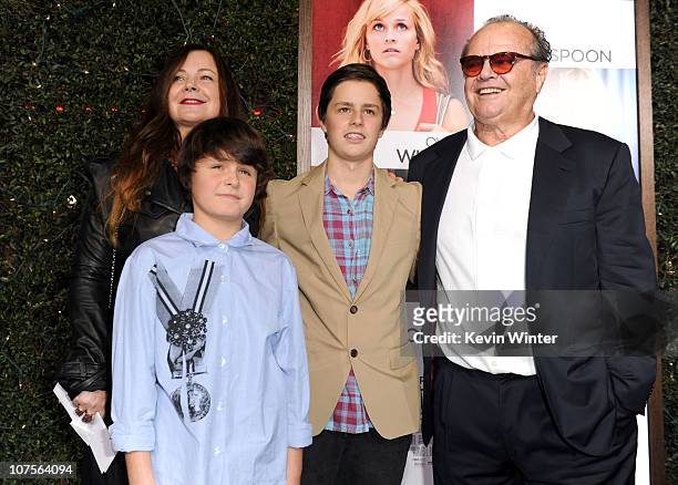 Actor Jack Nicholson with daughter Jennifer Nicholson and her children arrive at the premiere of Columbia Pictures' "How Do You Know" at the Regency...