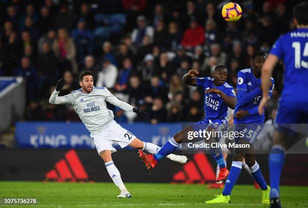 Victor Camarasa of Cardiff City scores his sides first goal during the Premier League match between Leicester City and Cardiff City at The King Power...