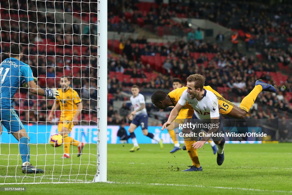 Tottenham Hotspur v Wolverhampton Wanderers - Premier League