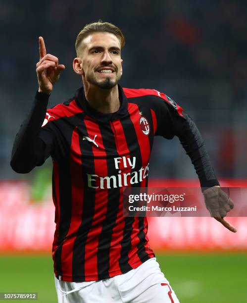 Samuel Castillejo of AC Milan celebrates his goal during the Serie A match between AC Milan and SPAL at Stadio Giuseppe Meazza on December 29, 2018...