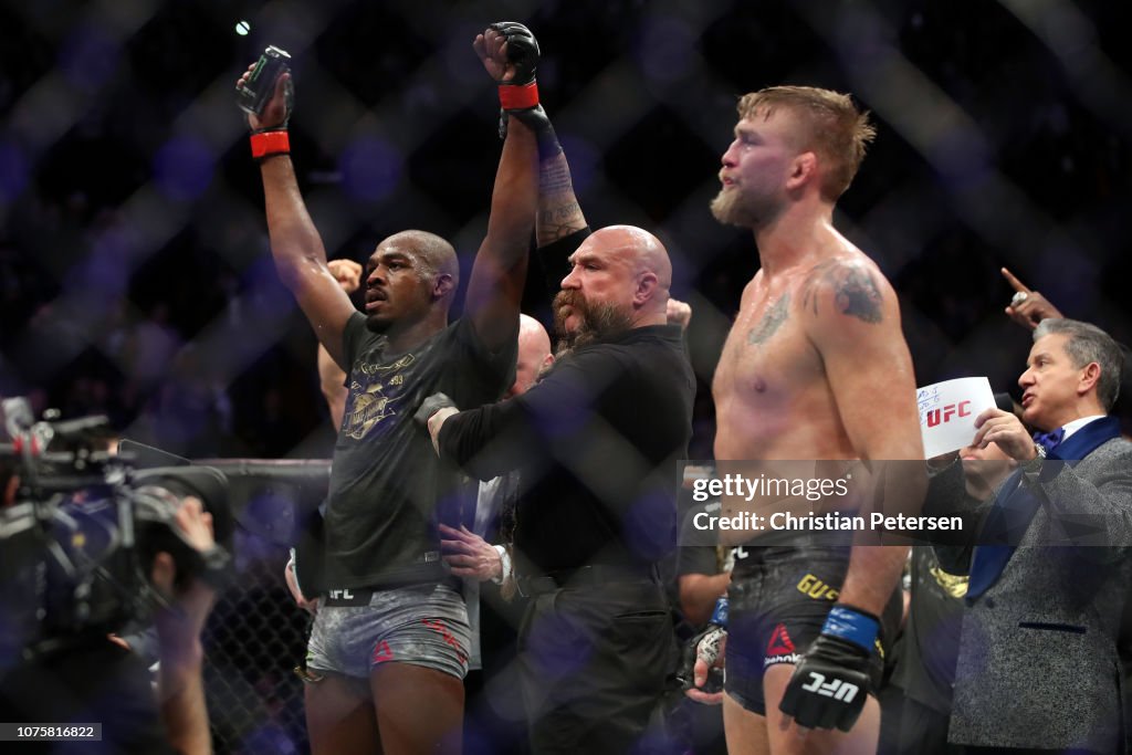 UFC 232: Jones v Gustafsson 2