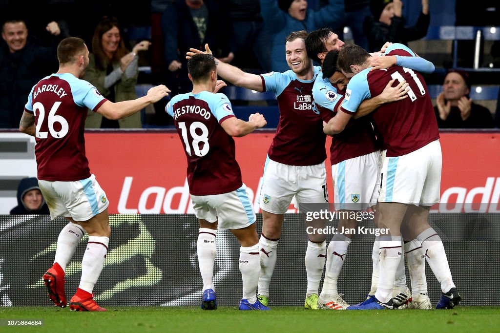 Burnley FC v West Ham United - Premier League