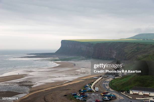 saltburn-by-the-sea, north yorkshire, england - saltburn by the sea fotografías e imágenes de stock