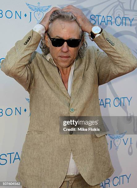 Sir Bob Geldof arrives for an exclusive Bon Jovi concert at Star City on December 15, 2010 in Sydney, Australia.