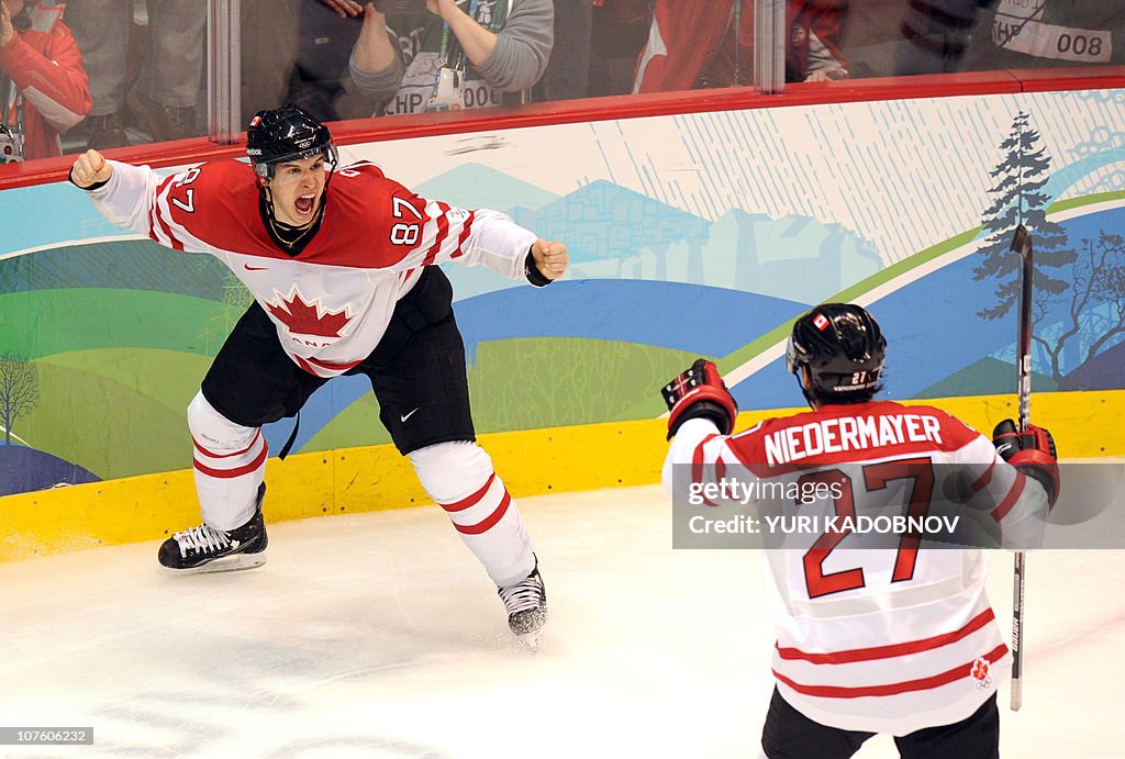 Canadian forward Sidney Crosby (87) and