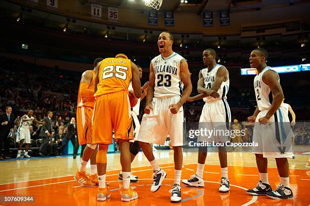 Season Tip-Off: Villanova Dominic Cheek victorious during Championship Game vs Tennessee at Madison Square Garden.New York, NY CREDIT: Lou Capozzola