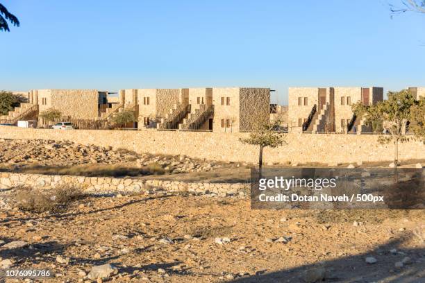 hotel beresheet (genesis) in the israel negev desert - beresheet stock-fotos und bilder
