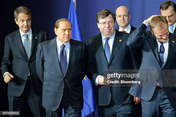 Jose Zapatero, Spain's prime minister, from left, Silvio Berlusconi, Italy's prime minister, Brian Cowen, Ireland's prime minister, Fredrik...