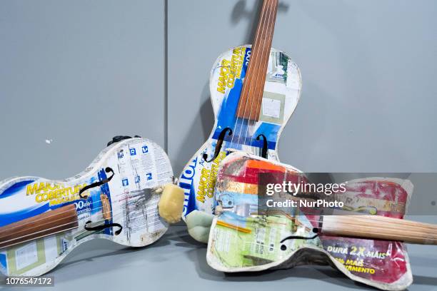 Recycled String Instruments Cateura Orchestra Of Recycled Instruments Photos and Premium High Res ...