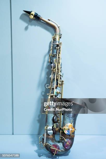 Recycled Instemints Cateura Orchestra Of Recycled Instruments Photos and Premium High Res ...
