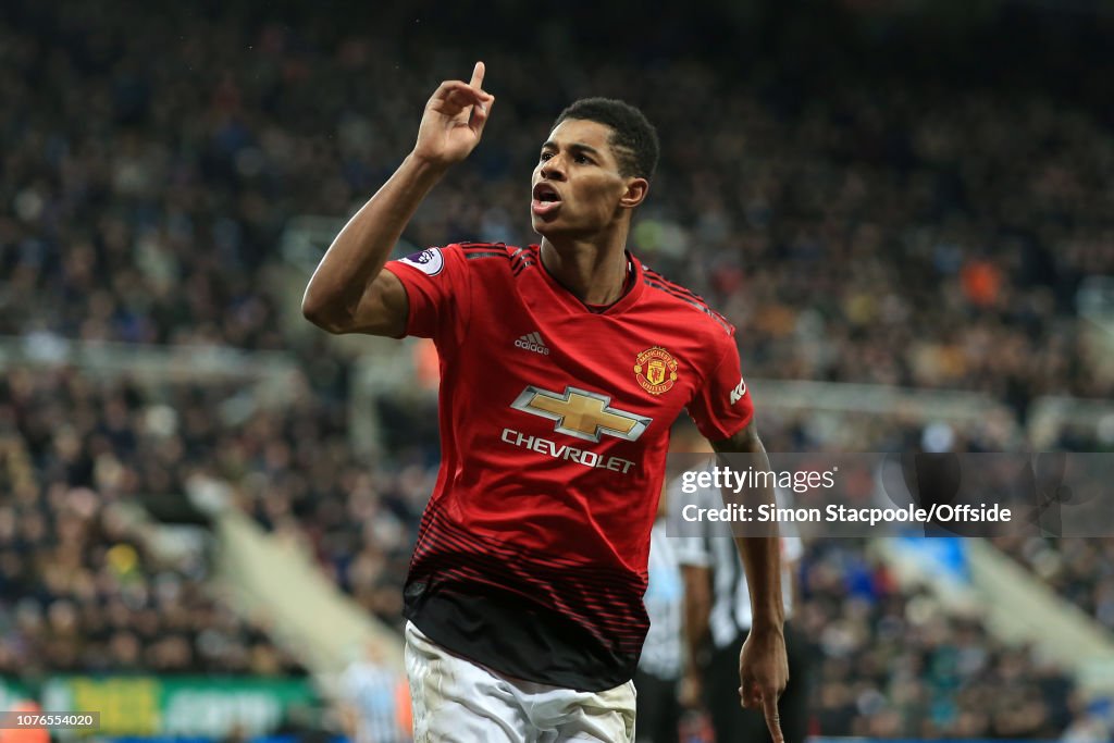 Newcastle United v Manchester United - Premier League