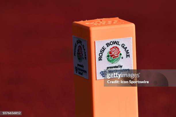Rose Bowl Logo Photos and Premium High Res Pictures Getty Images