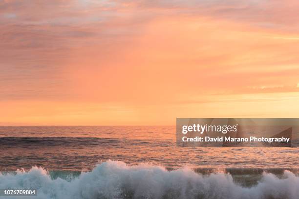 fall sunset - sunset in the ocean stock-fotos und bilder