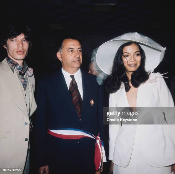 English singer Mick Jagger of rock group The Rolling Stones marries Bianca Pérez-Mora Macias in Saint-Tropez, France, 12th May 1971. Standing between...