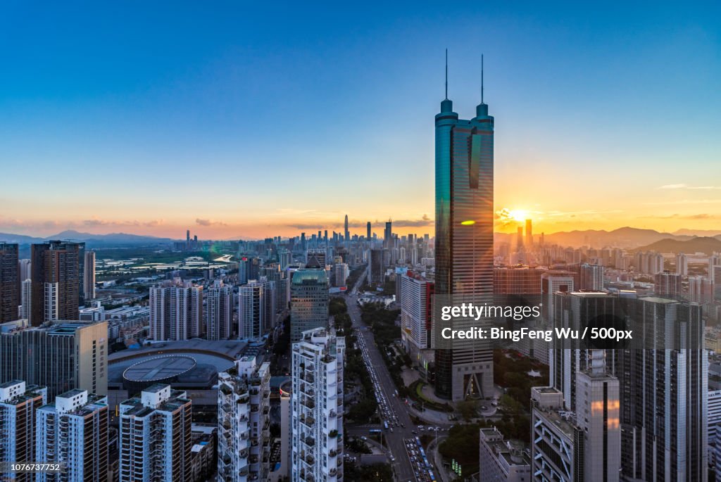 Diwang Shenzhen Diwang Building City Skyline Scenery High-Res Stock Photo ...