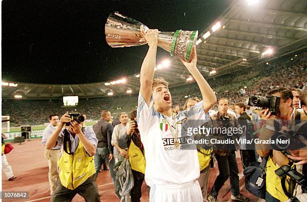 Hernan Crespo of Lazio celebrates victory after the Italian Super Cup match against Inter Milan played at the Stadio Olimpico, in Rome, Italy. Lazio...