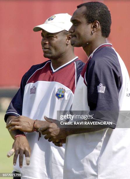 Barkatullah Khan Photos and Premium High Res Pictures - Getty Images