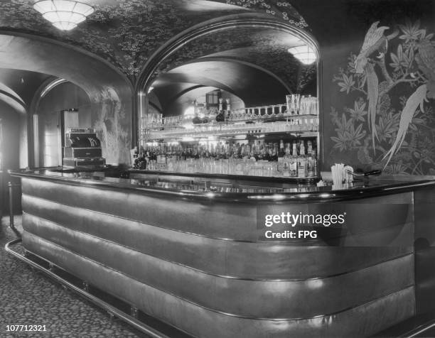 Interior view of the bar of the St Regis Hotel in New York City circa 1950.