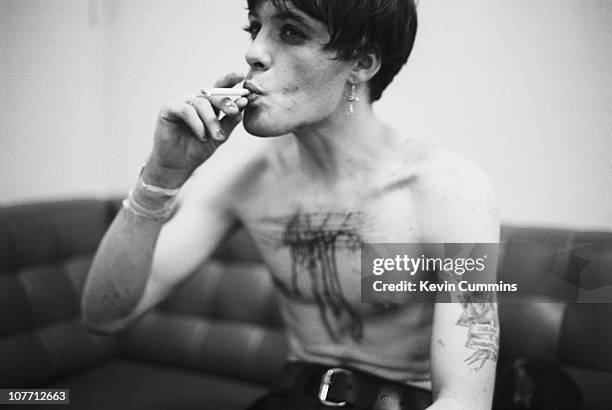 Richey Edwards of British alternative rock band the Manic Street Preachers in Bangkok, Thailand, 27th April 1994.