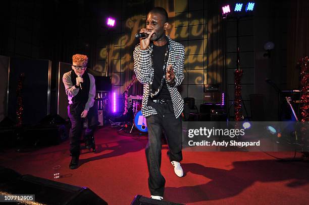 David Sinclair Rapper 340 Andy Sinclair Stock Photos, High-Res Pictures, and Images - Getty ...