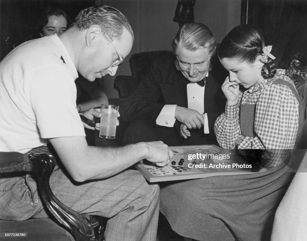 Stars Play Checkers