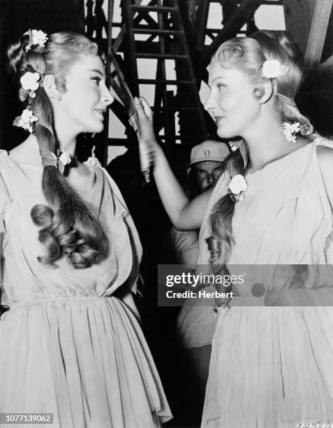 Scottish actress Deborah Kerr meets her Italian stand-in Marcella Gandini on the set of the MGM historical epic 'Quo Vadis' in Rome, Italy, circa...