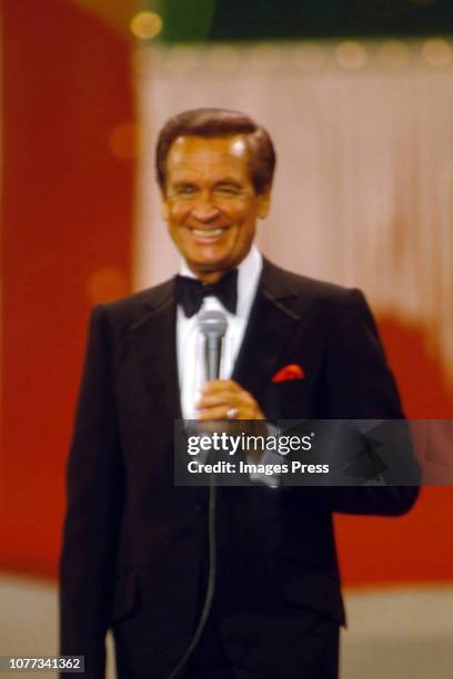 Bob Barker speaks during Miss Universe in 1983 in St. Louis.