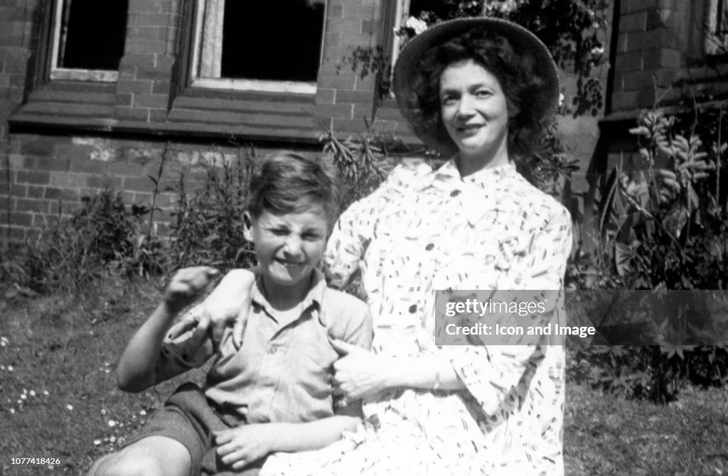 John Lennon and Julia Lennon
