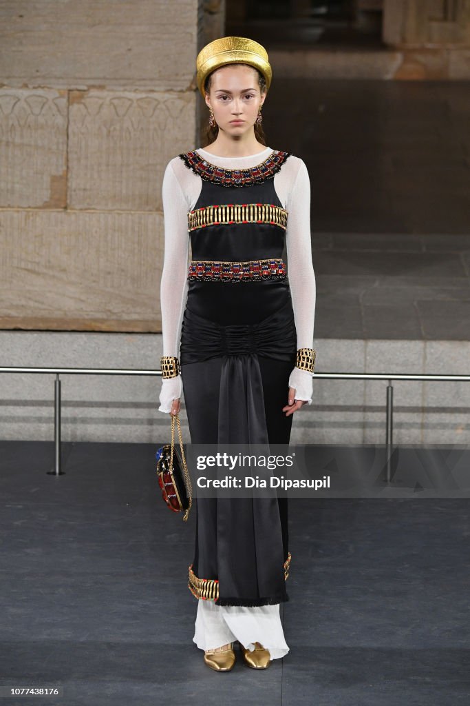 Chanel Metiers D'Art 2018/19 Show - Runway