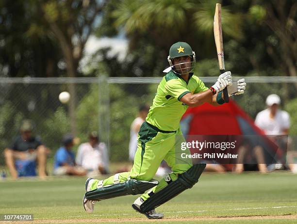 Umar Akmal of Pakistan bats during the Twenty20 trial match between Pakistan and the Auckland Aces at Colin Maiden Park on December 23, 2010 in...