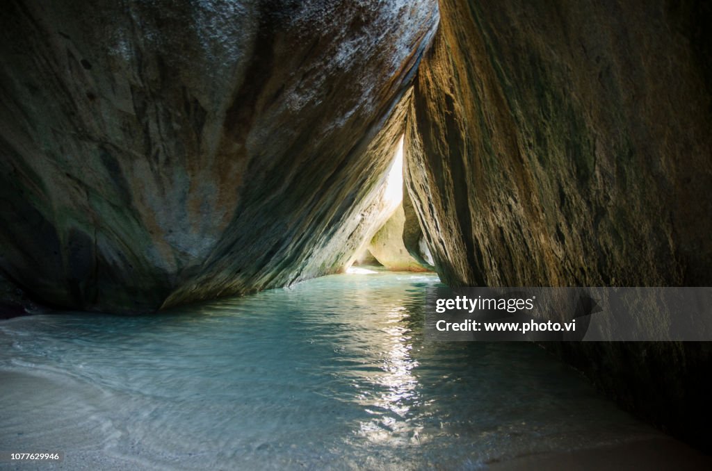 The Baths Virgin Gorda British Virgin Islands (5 Images)
