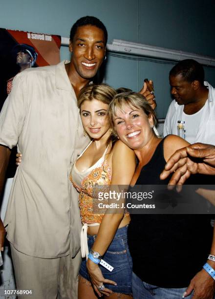 Scottie Pippen and Larissa Pippen with Denise George of Jive Records