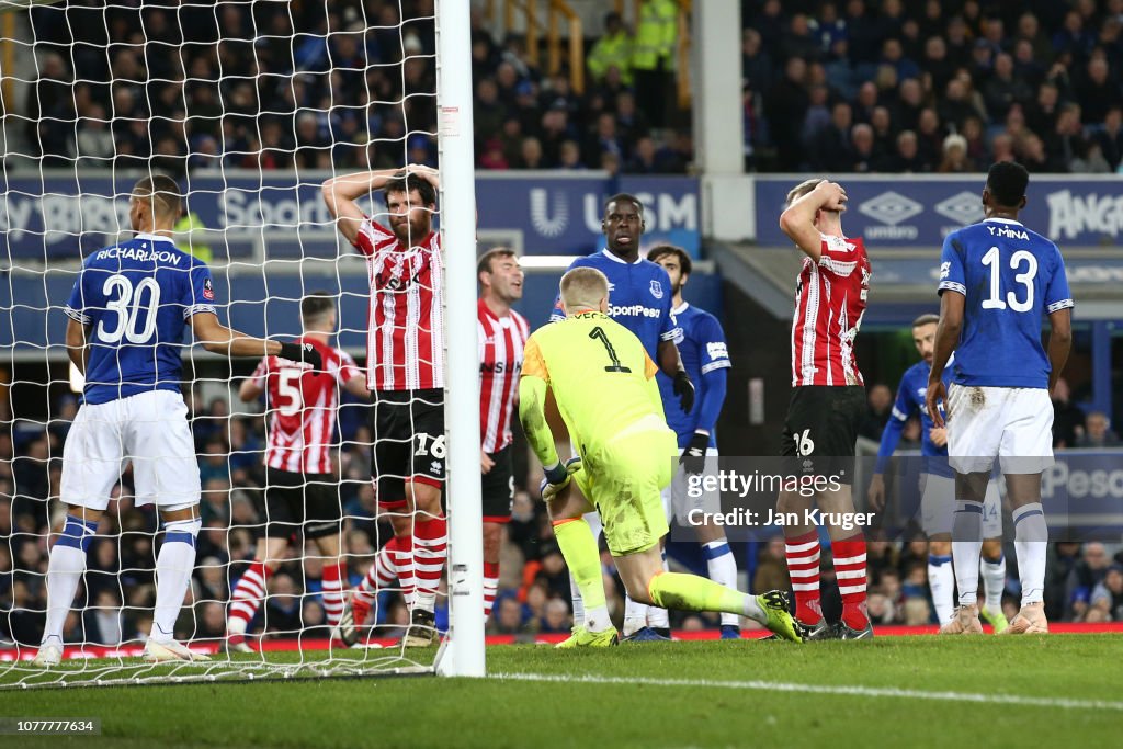 Everton v Lincoln City - Emirates FA Cup Third Round