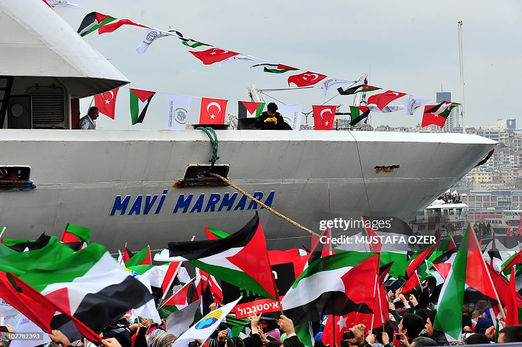 Turkish ship Mavi Marmara arrives at Ist