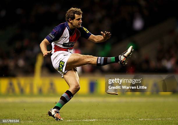 Nick Evans of Harlequins coverts a try during the AVIVA Premiership match between Harelquins and London Irish at Twickenham Stadium on December 27,...