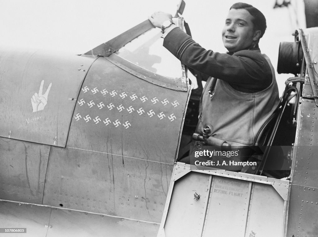 Raf Python Eric RAF pilot Flight Lieutenant Eric Lock, DSO, DFC, and Bar , of 611 ...