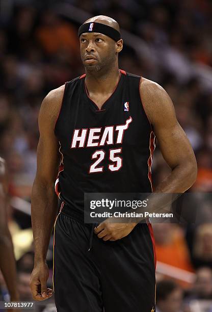 Erick Dampier of the Miami Heat during the NBA game against the Phoenix Suns at US Airways Center on December 23, 2010 in Phoenix, Arizona. The Heat...