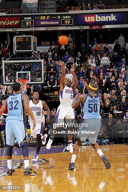 Tyreke Evans of the Sacramento Kings shoots the game-winning three point shot against the Memphis Grizzlies on December 29, 2010 at ARCO Arena in...