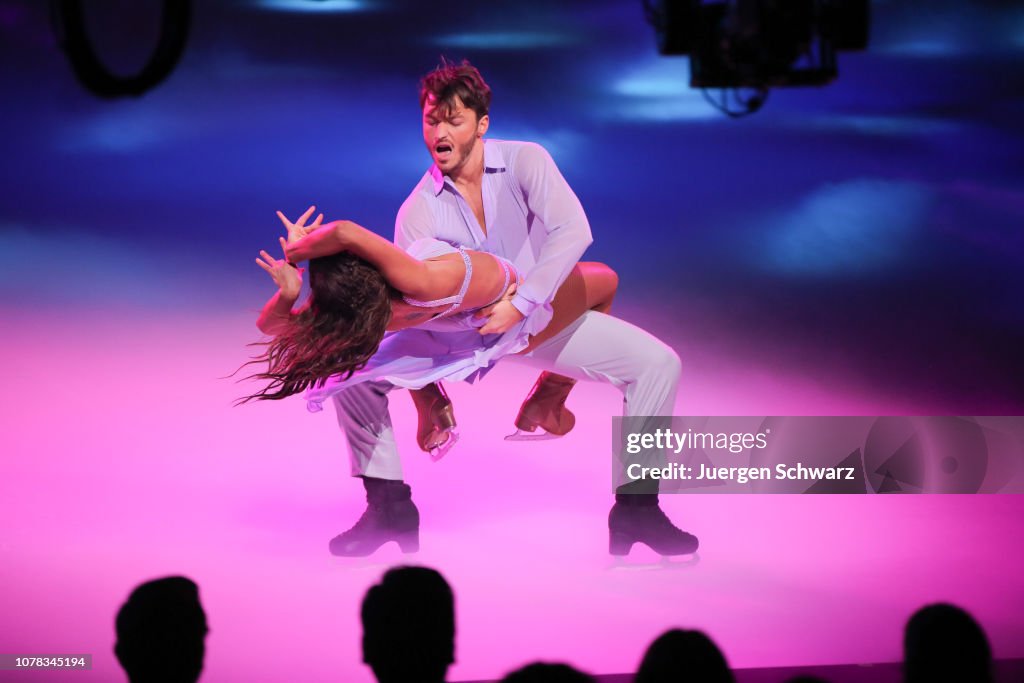 'Dancing on Ice' First Show In Cologne