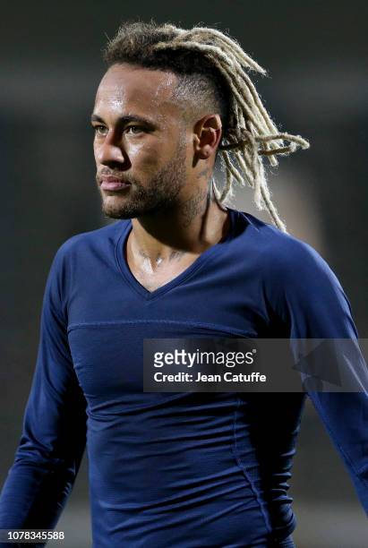 41 Neymar Hairstyle Photos and Premium High Res Pictures - Getty Images