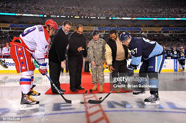 Pittsburgh sports legends Mario Lemieux, former NFL player Franco Harris, U.S. Army Sergeant First Class Bradley T. Tinstman and former NFL player...