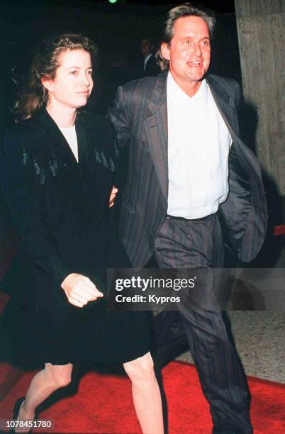 American film producer Diandra Luker with his husband, American actor and producer Michael Douglas, circa 1990.